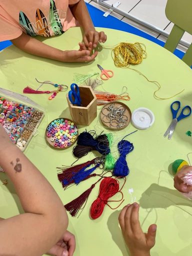 Ateliers creatifs enfants animatipn centre commercial Var Carrefour Puget sur argent Ateliers créatifs enfants centre commercial carrefour puget sur argent